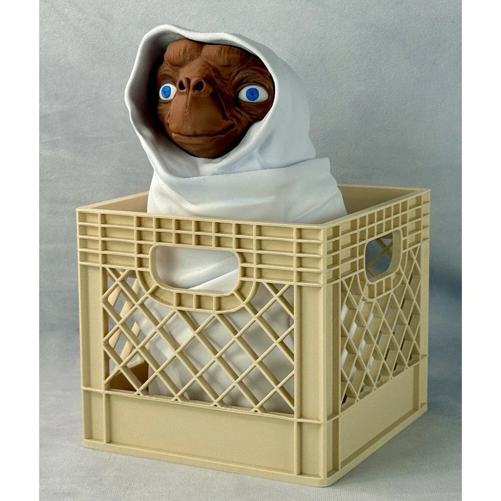 E.T. The Extra-Terrestrial in Milk Crate, BMX, Spielberg, Iconic, Deluxe 2 Piece
